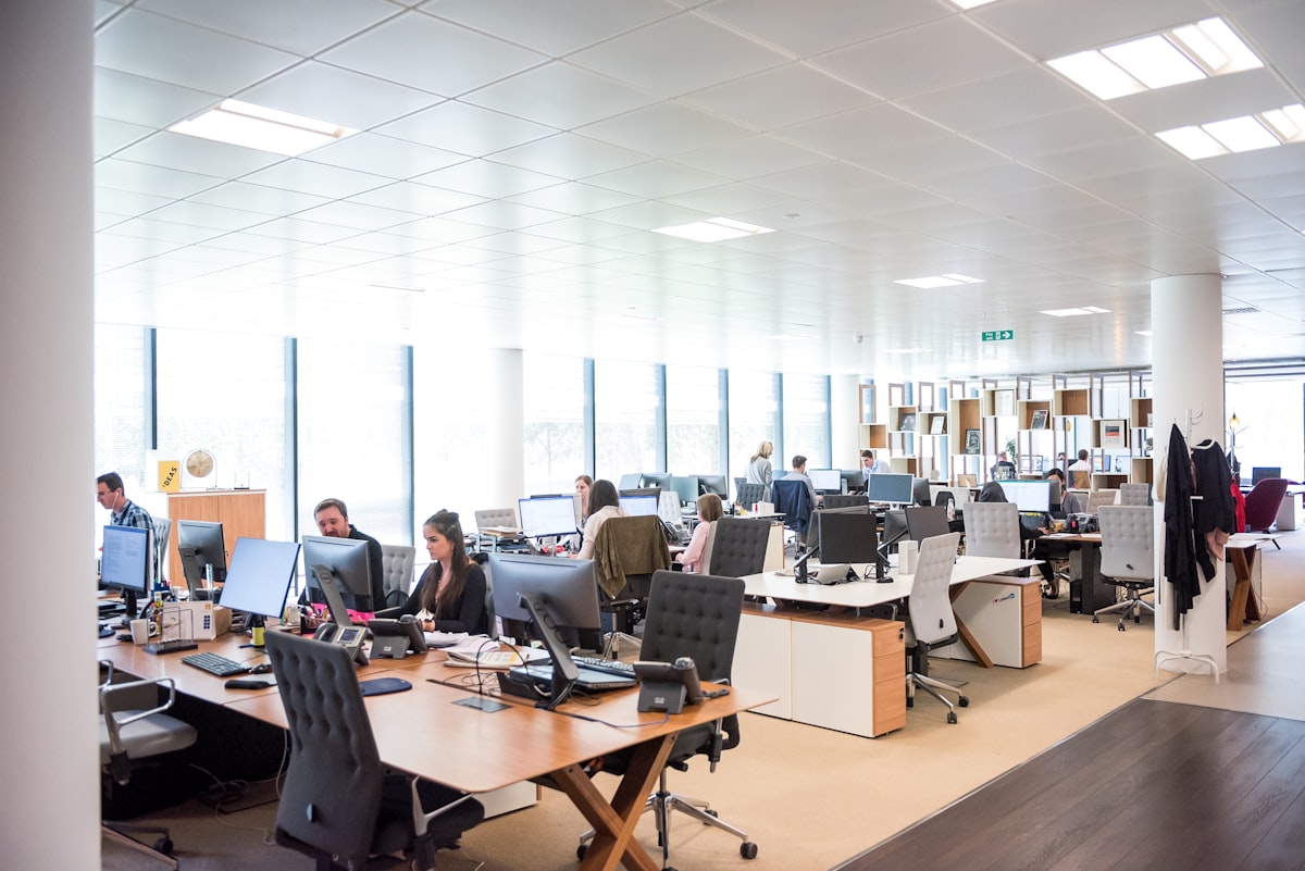 open plan office with natural daylight and LED lighting working together