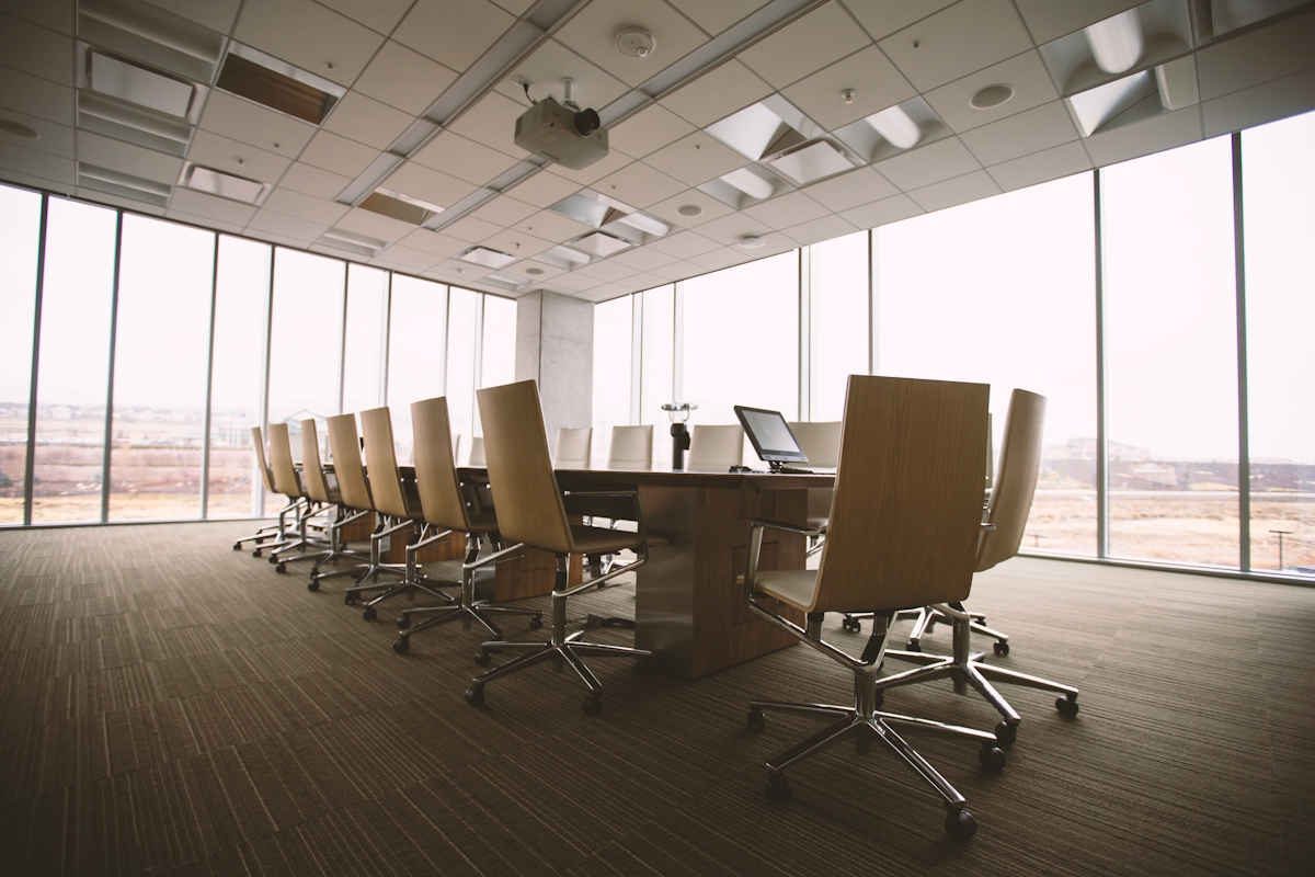 conference room with integrated lighting controls demonstrating DALI-2 scene synchronization