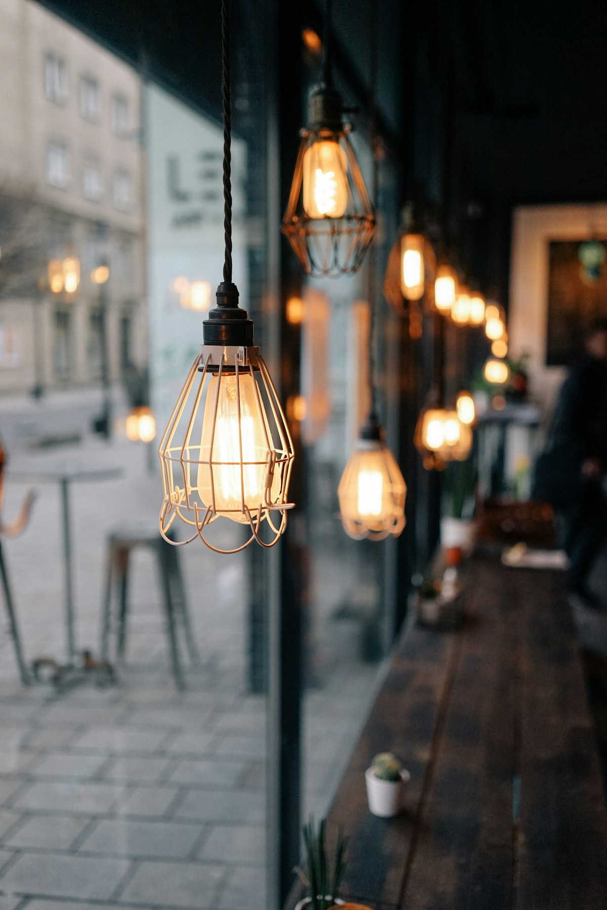 retail store lighting installation requiring DPP documentation including carbon footprint and recycled content data