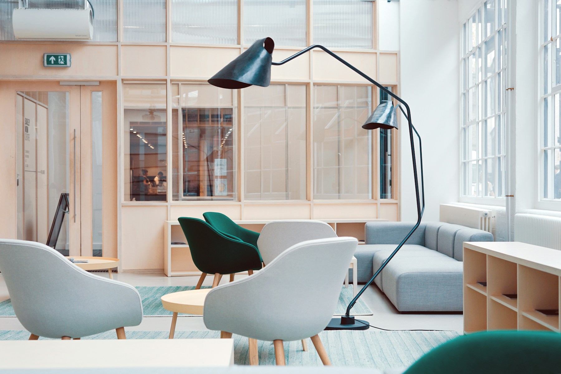 Open-plan office with integrated LED lighting and daylight harvesting
