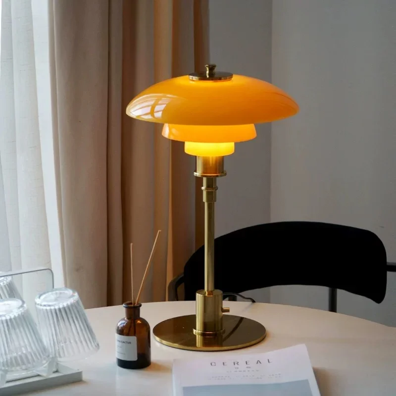 THT-068 Table lamps