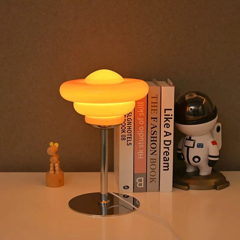 THT-070 Table lamps