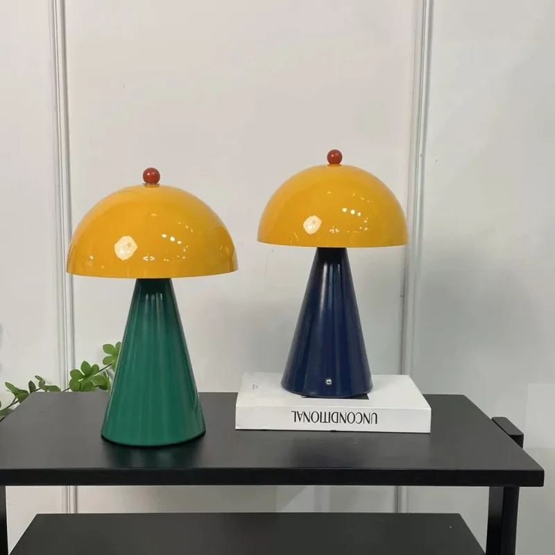 THT-074 Table lamps