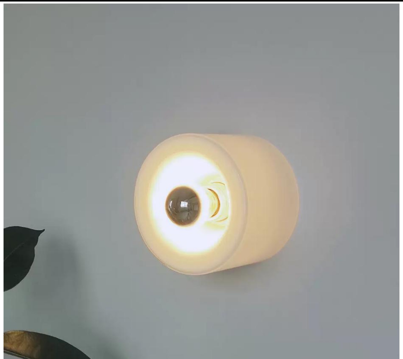 Minimalist wall lamp (Rectangular Ceiling Rose) - THW-138 wall lamp product photo